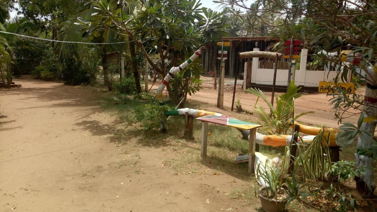 Neem Beach House Trincomalee Eksteriør billede