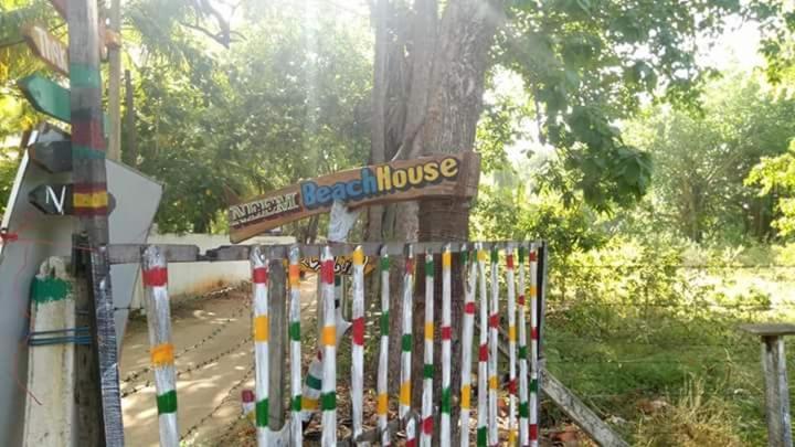 Neem Beach House Trincomalee Eksteriør billede